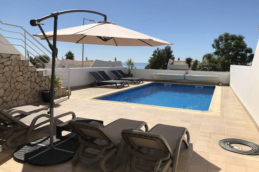 Moderne Luxusunterkunft mit atemberaubendem Meerblick in Luz, Faro Distrikt