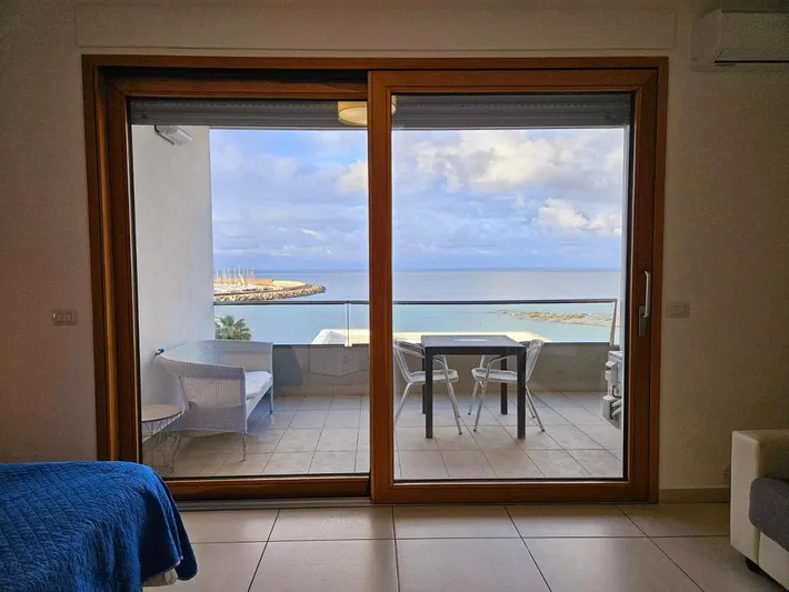Holiday apartment for 2 people, with balcony and view - 1