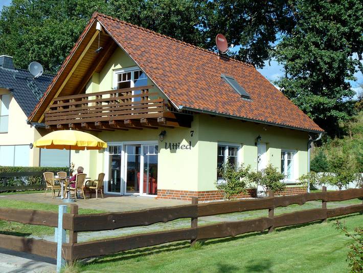 Ferienhaus für 6 Personen, mit Balkon und Terrasse sowie Garten und Seeblick in Alt Schwerin - 4