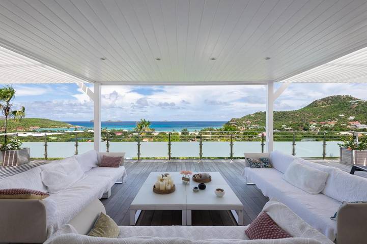 Villa pour 8 personnes, avec piscine et jardin ainsi que bassin pour enfant et vue, animaux acceptés dans Saint-Barthélemy