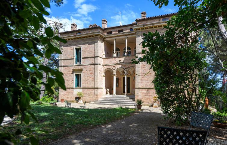 Casa vacanza per 7 persone con terrazza in Porto San Giorgio, Provincia di Fermo
