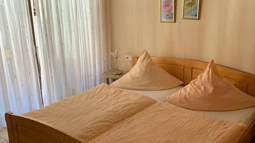 Ferienwohnung für 2 Personen, mit Terrasse in Leinsweiler - 3