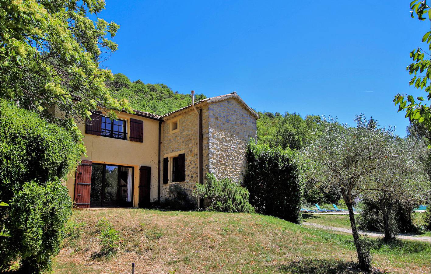 Maison De Vacances pour 6 Personnes dans Curnier, Région de nyons