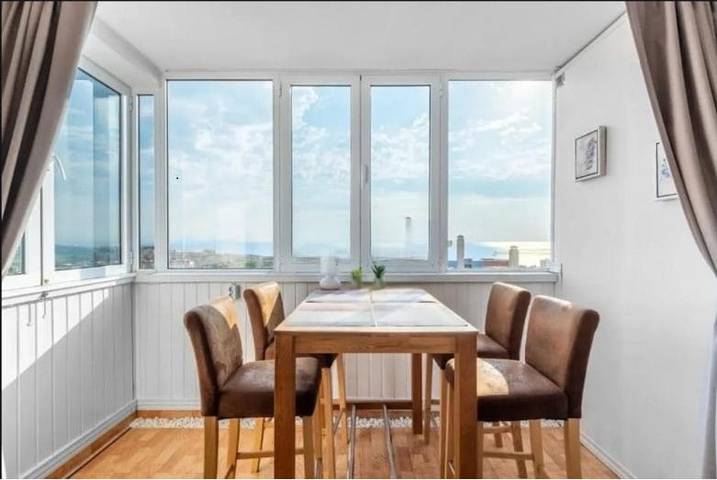 Ferienwohnung für 4 Personen, mit Garten und Seeblick sowie Ausblick - 1