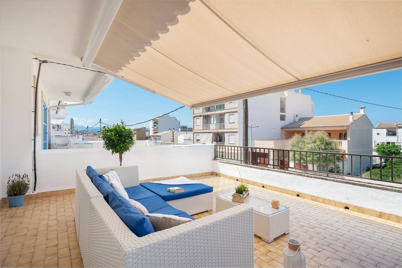 Sunset Village - Beautiful holiday home with several terraces, barbecue and 500 meters from the beach Free Wifi in Can Picafort, Santa Margalida