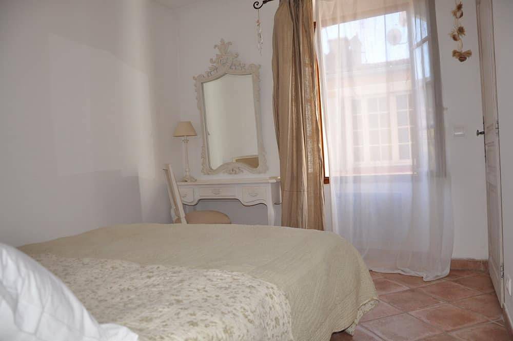 Geheel appartement, Prachtig gerenoveerd appartement in het hart van Saint Tropez in Saint-Tropez, Draguignan en omgeving