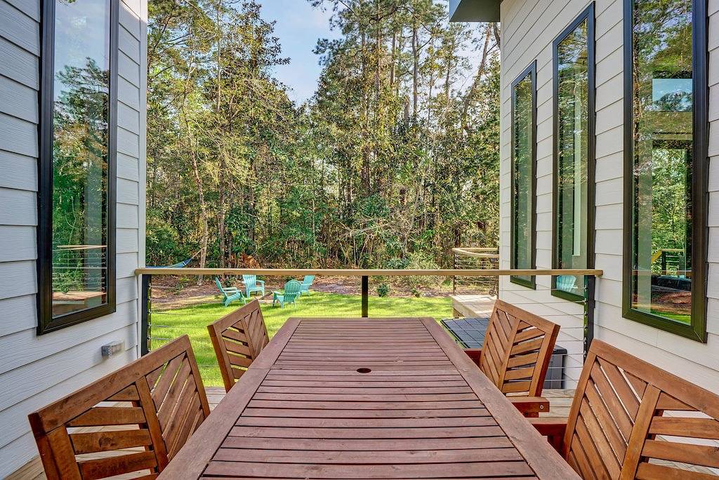 The Glass House-New Listing! Surrounded by nature. Close to Beach in Ogden (Wilmington), New Hanover County