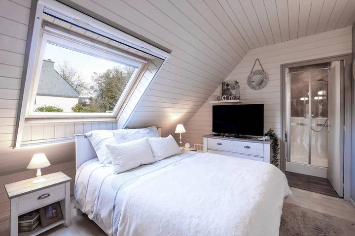 Chambre d’hôte pour 2 personnes, avec jacuzzi ainsi que sauna et jardin en Cotes-d'Armor