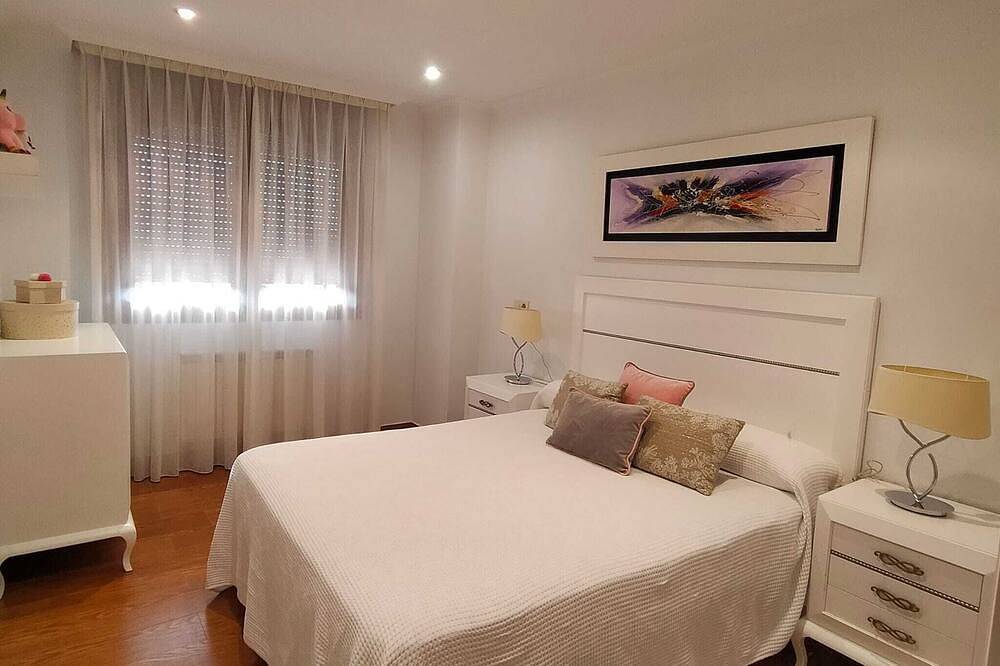 Spectacular villa with infinity pool in Vilagarcía de Arousa, Rías Baixas