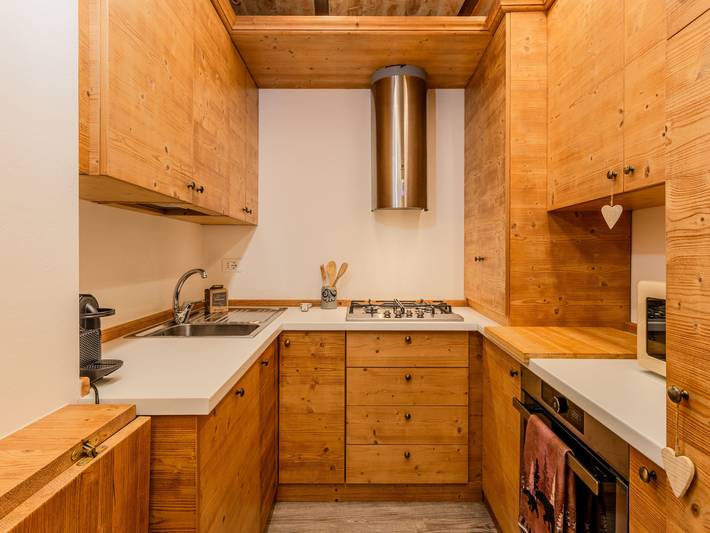 Gîte pour 6 personnes, avec terrasse à Carisolo - 4