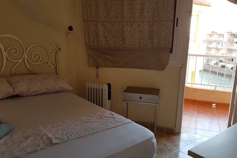 Entire apartment, Puerto Bello Yacht Club in La Manga del Mar Menor, Cartagena