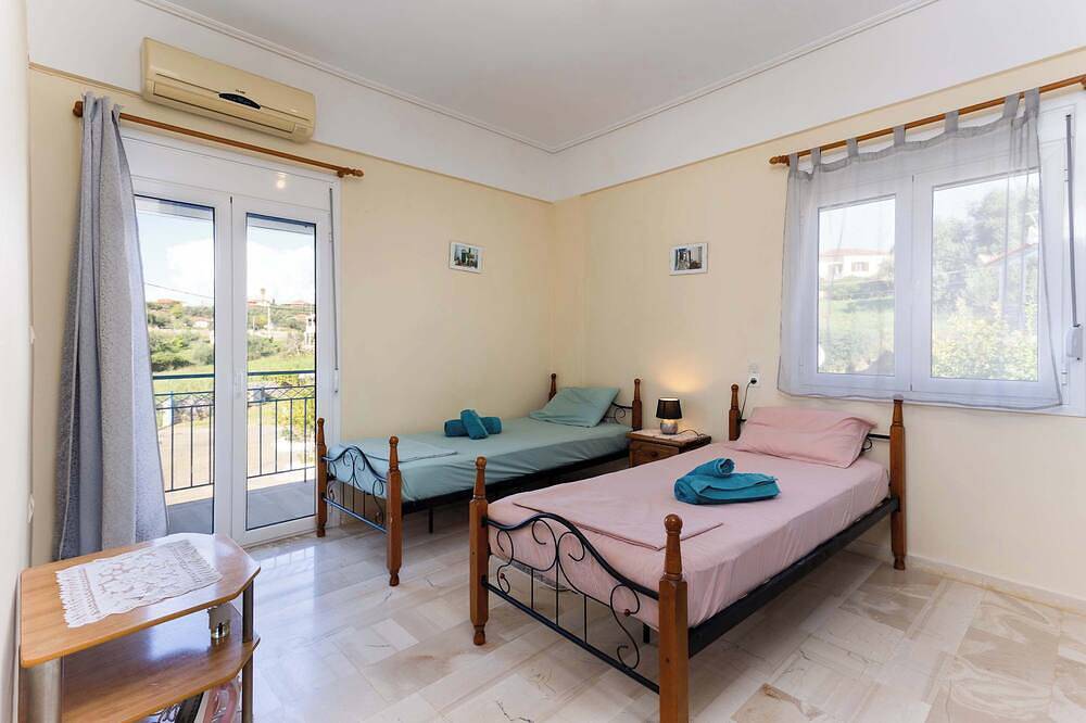 Ganze Wohnung, Koroni Seaview Retreat - Summer Escape Lodging in Koroni, Messenien