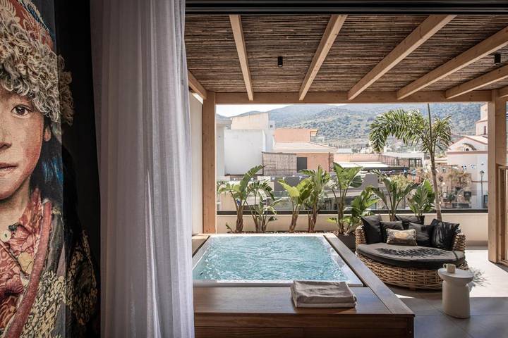 Maison d’hôte pour 2 personnes, avec balcon et jacuzzi, adapté aux familles à Chersónissos