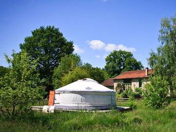 Chambre d’hôte pour 4 personnes, avec sauna et jardin à Peyrat-le-Château