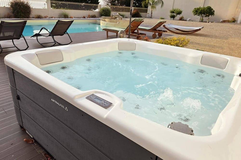 Nature Moledo | Private Pool | Jacuzzi | Sauna| Turkish bath in Moledo, Distrito de Viana do Castelo