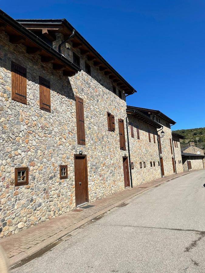 Casa rural para 8 personas, con Balcón y Terraza además de Jardín y Vistas en Baixa Cerdanya