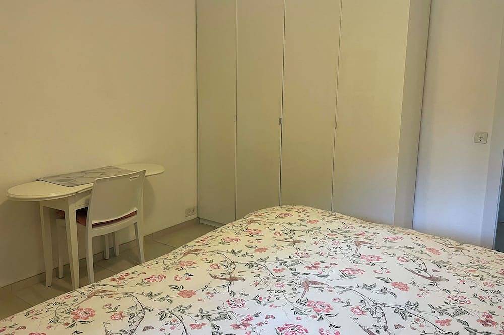 Entire apartment, Bright 2.5-room apartment on the Riviera, terrace and garden in La Tour-de-Peilz, Lake Geneva