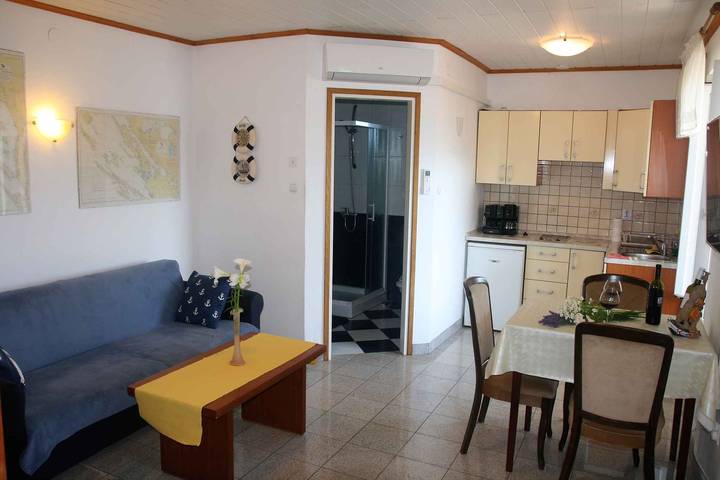 Appartement de vacances entier, Appartement de vacances avec climatisation et vue sur la mer in Silo (Krk), Krk