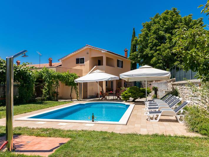 Villa für 5 Personen, mit Balkon und Terrasse sowie Garten und Pool in Porec und Umgebung - 3