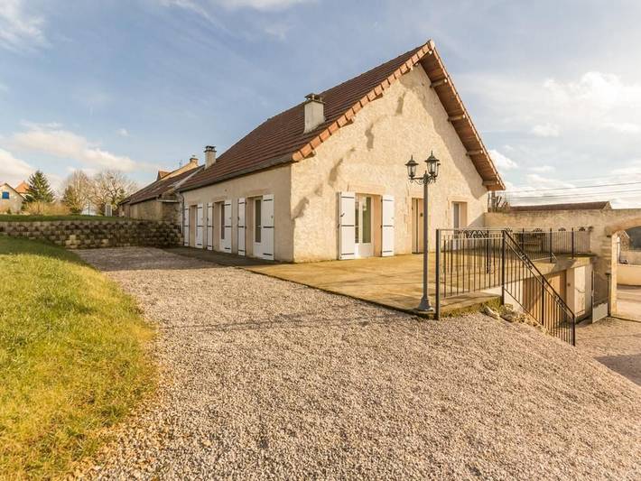 Gîte pour 6 personnes à Bussy-le-Grand