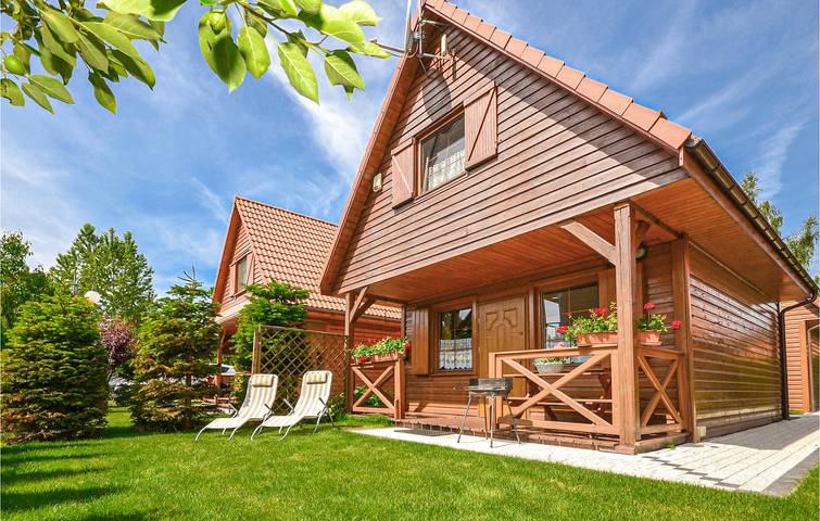 Ferienhaus für 4 Personen mit Garten in Bobolin, Powiat Sławieński