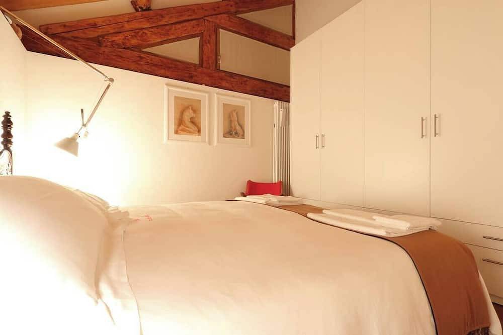 Chalet unico nel verde trentino, con sauna e bosco privato, ideale per relax. in Canal San Bovo, Dolomiti di Fiemme