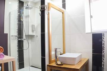 Chambre D’hôte pour 2 Personnes dans La Cadière-et-Cambo, Région du Vigan, Photo 2