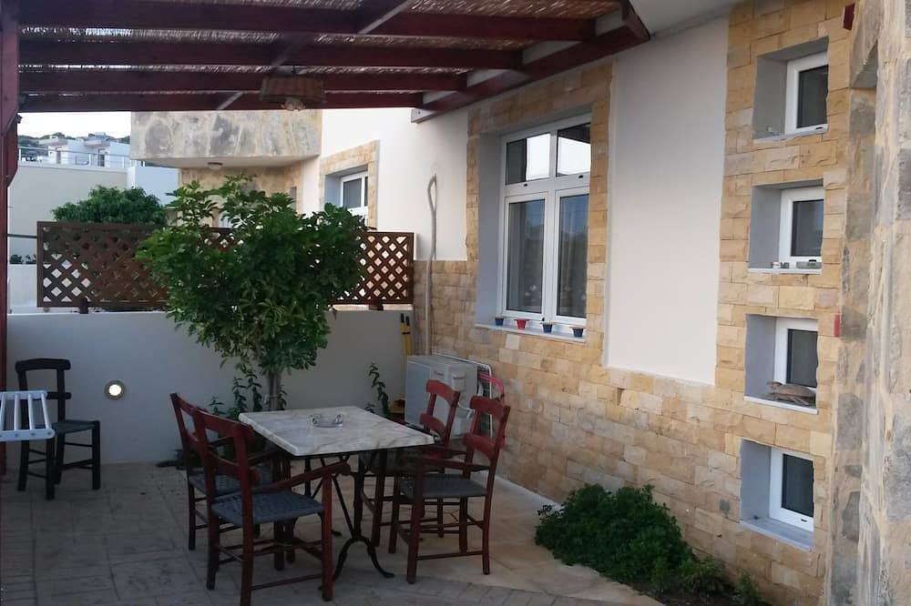 Uw Kretenzische vakantiehuis: luxe accommodatie in een rustige, aan zee gelegen omgeving. in Zuid-Kreta