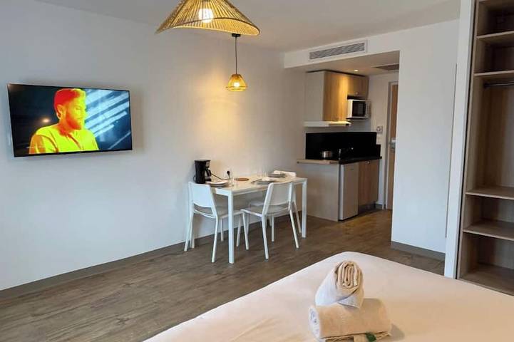 Gîte pour 2 personnes, animaux acceptés à Vitrolles - 2