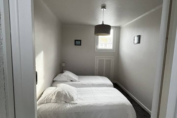 Appartement entier, Appartement 4 personnes à 20M de la grande plage du sillon 500 M des thermes in Saint-Malo, Région de Saint-Malo