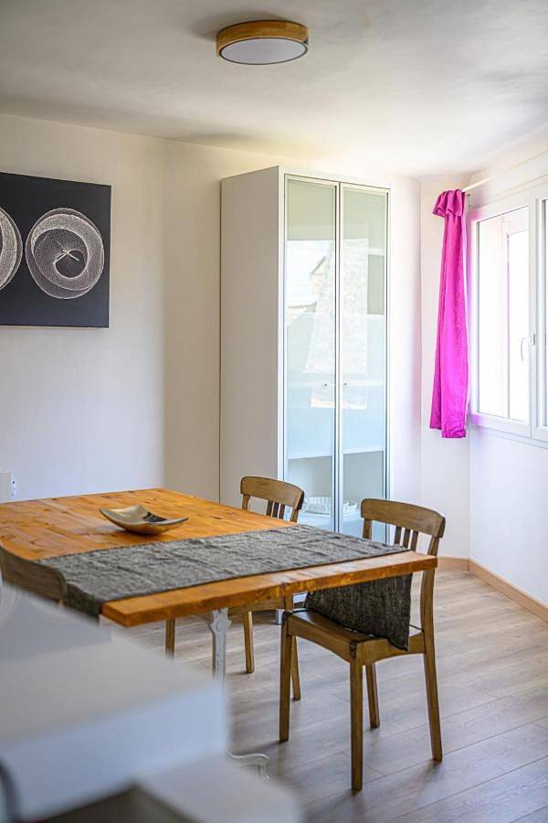 Appartement entier, Entre Aubrac Et Viaduc De Millau in Laissac, Aveyron