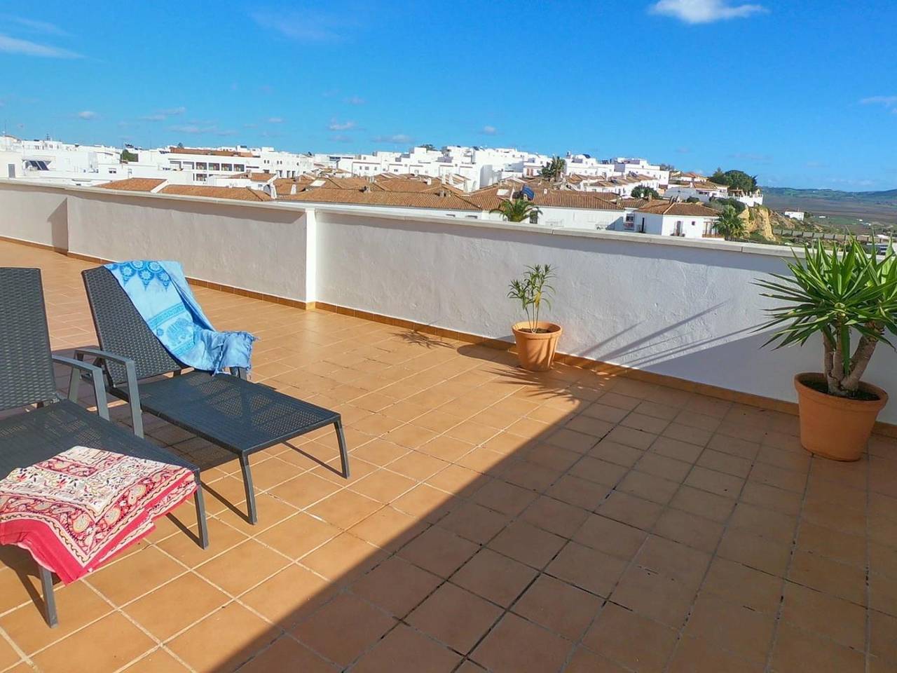 Modernes Apartment mit großer Terrasse und großartigem Meerblick. in Conil de la Frontera, Costa de la Luz