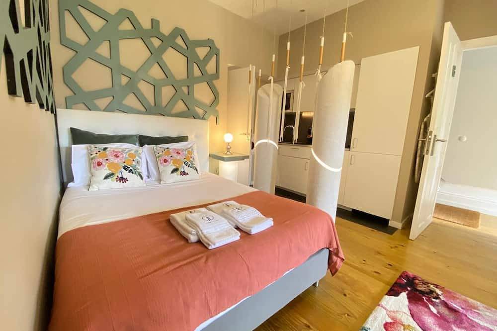 Cedofeita Village in Porto - Entire Condominium with Garden and Terraces in Cedofeita, Porto