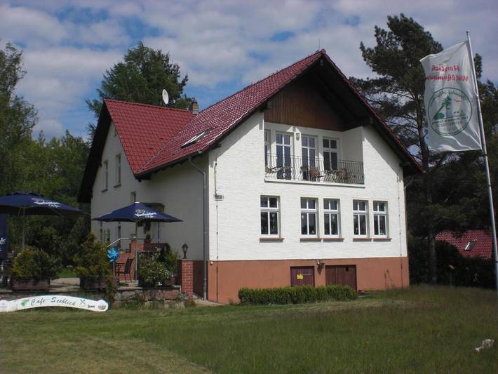 Hotel für 4 Personen, mit Terrasse und Garten sowie Sauna in Großwoltersdorf