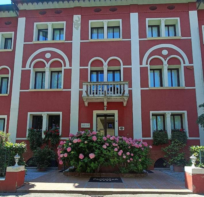 Hotel voor 2 personen, met tuin en uitzicht in Lido di Venezia