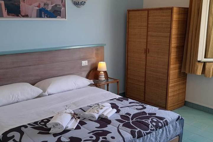 Studio, side sea view, first floor (Gelsomino) in Anzio, Rom Provinz