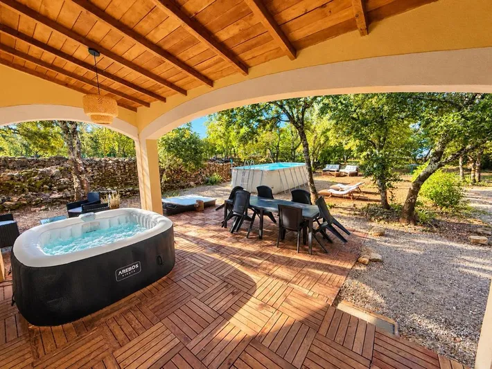 Casa de vacaciones para 4 personas, con piscina además de jardín y vistas, Se admiten mascotas - 1