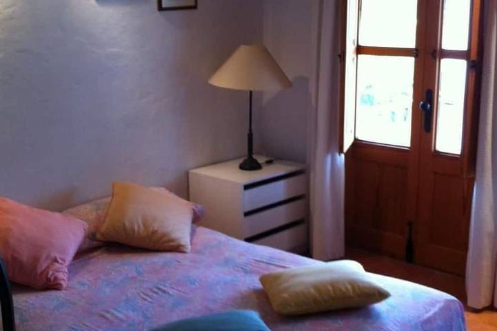 Renoviertes Ferienhaus in Sant Carles De Peralta mit Eigenem Pool in Sant Carles de Peralta, Santa Eulària des Riu