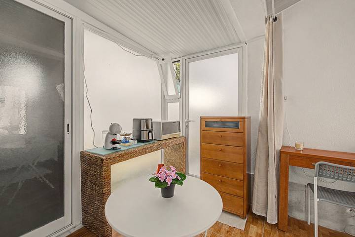 Entire studio, O Cantinho do Sol in Talaíde – Cozy Retreat Between Coast and Lisbon in São Domingos de Rana, Costa de Lisboa