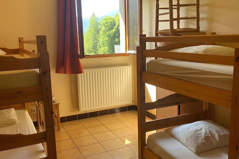 Casa rural «La Ferme de l’Ours» con vistas a la montaña, terraza privada y Wi-Fi in Entremont-le-Vieux, Chambéry region