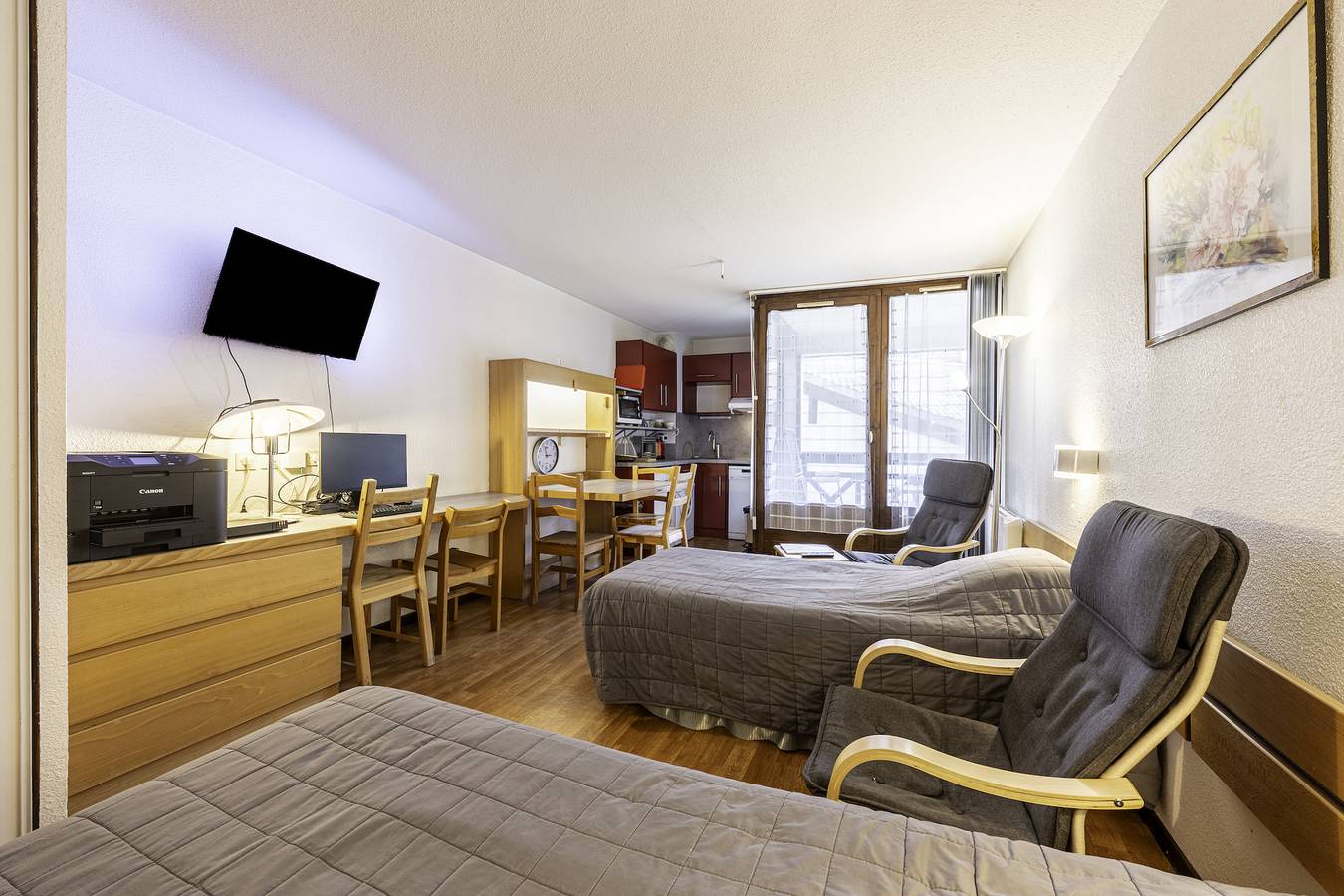 Estudio entero, Apartamento estudio 'Les Cybeles - 3 Personnes' con vistas a la montaña, terraza privada y Wi-Fi in Brides-les-Bains, Les Trois Vallées