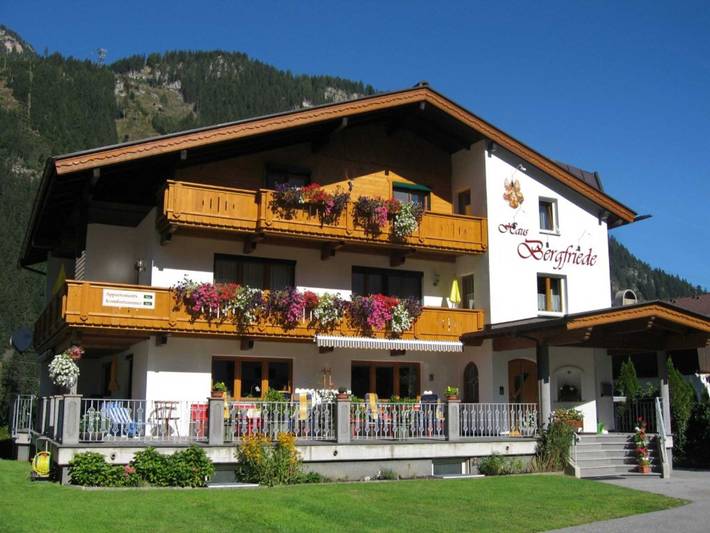 Ferienwohnung für 4 Personen, mit Balkon, kinderfreundlich in Mayrhofen