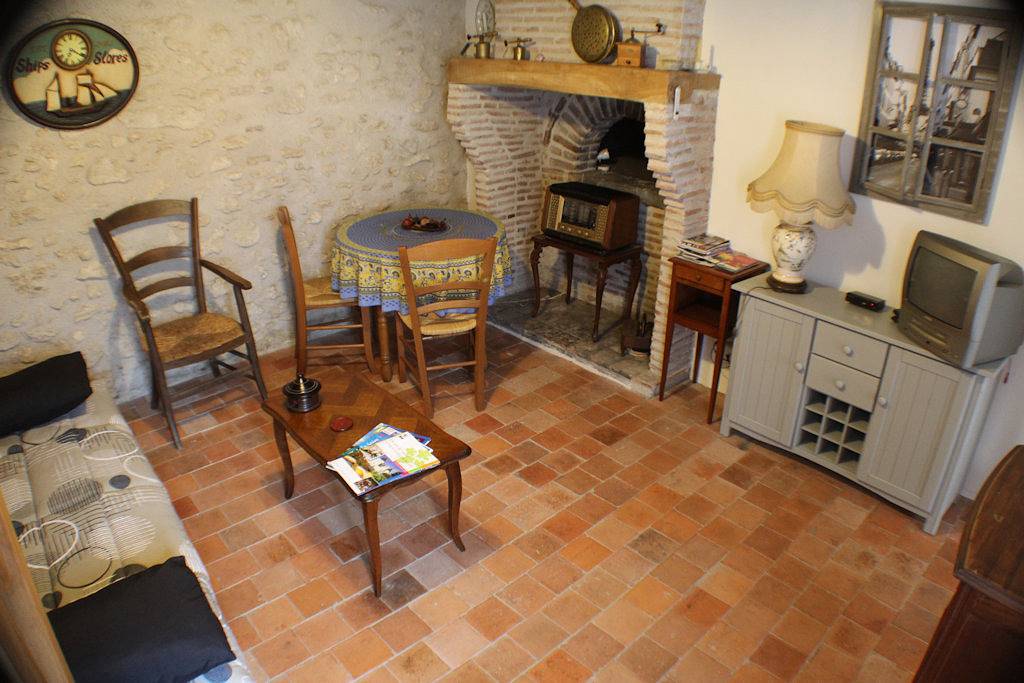 The Little House Near Chambord in Saint-Laurent-Nouan, Sologne
