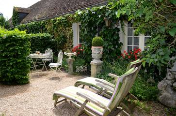 Gîte pour 2 personnes, avec piscine ainsi que terrasse et jardin à Selles-sur-Cher