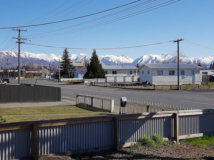 Holiday home for 4 people, with balcony in Twizel