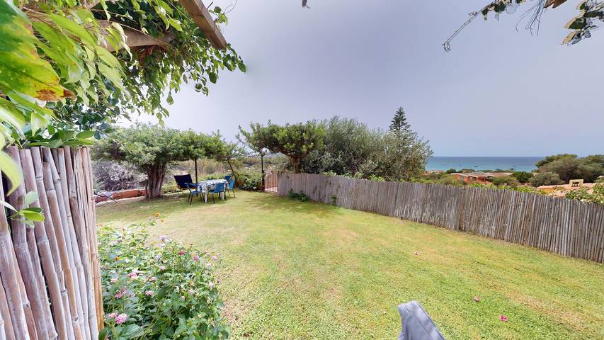 Casa vacanza per 8 persone, con Giardino a Villasimius