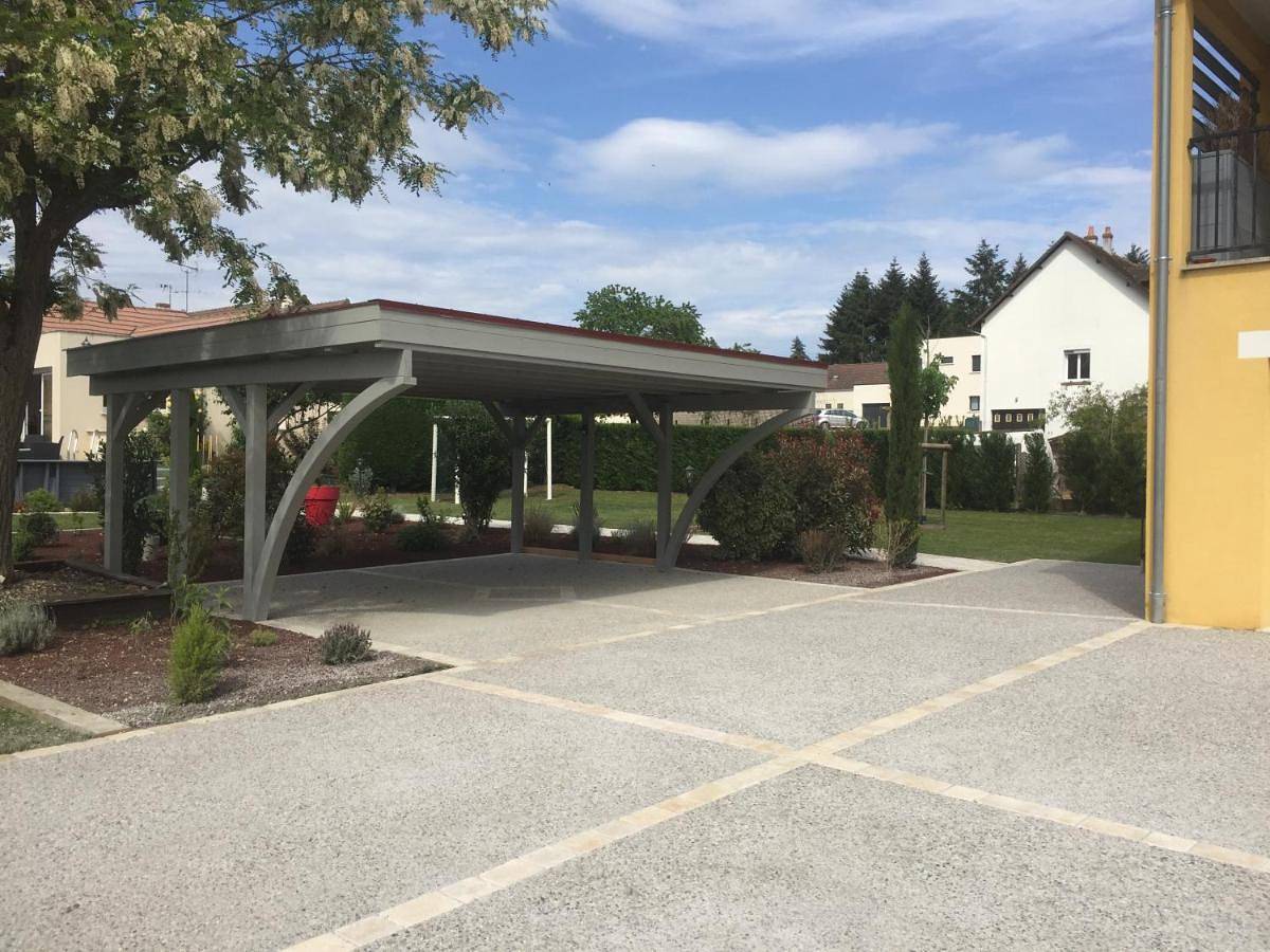 Two-Bedroom House in Huisseau-sur-Cosson, Région de Blois
