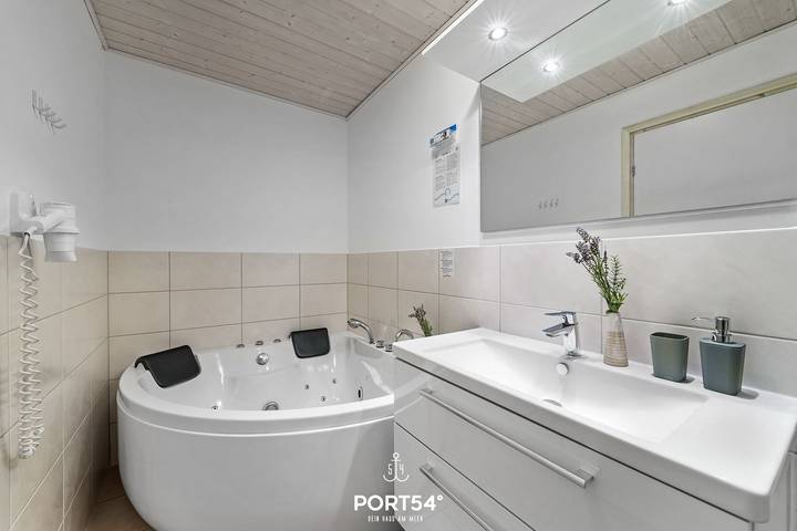 Ferienhaus mit Meerblick für 6 Personen, mit Whirlpool und Garten, mit Haustier an der Kieler Bucht - 4