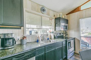 Vacation Home for 9 Guests in Galveston Island, Galveston, Picture 4