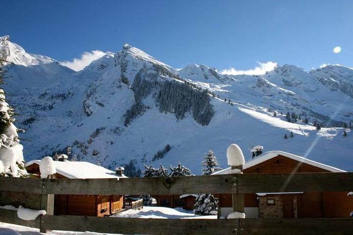 Gîte pour 4 personnes, avec terrasse dans Lac des Confins - 3